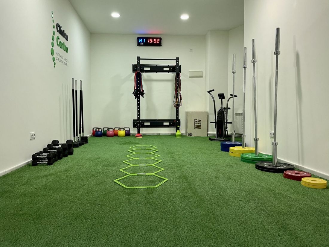 Equipación deportiva para trabajar la fuerza